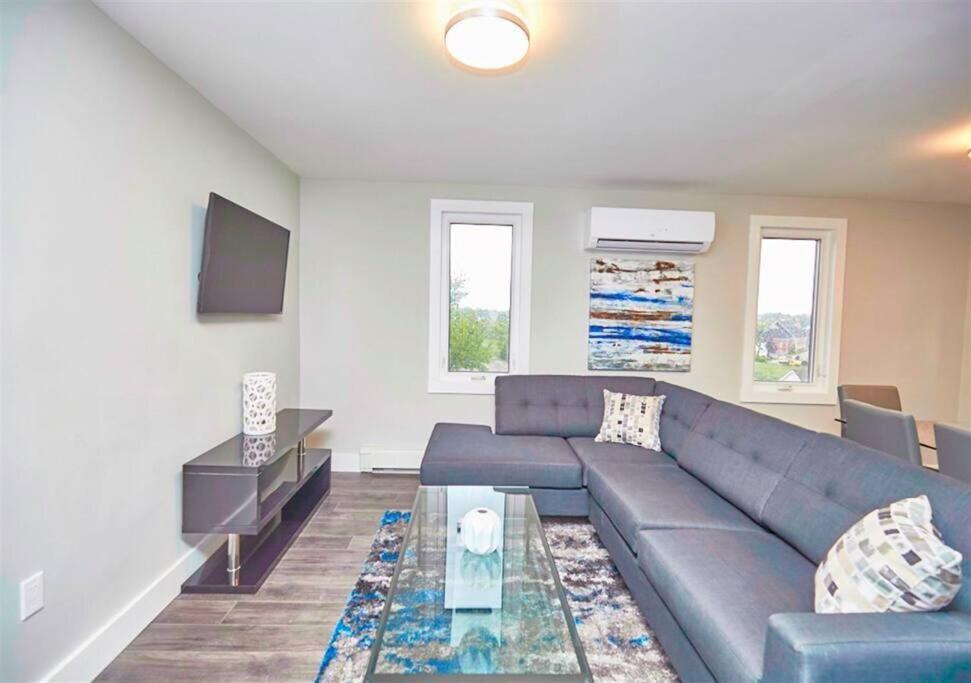 Luxury Boutique 2 Bedroom Condo - 1B Niagara Falls Exterior foto
